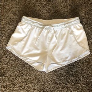 Fabletics White Shorts Sz Small